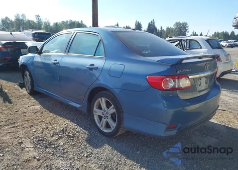 2013 Toyota Corolla S z USA, uszkodzony, nr VIN 5YFBU4EE3DP132612